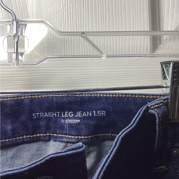 Chico’s Straight Leg Jeans size 1.5 - Picture 3 of 3